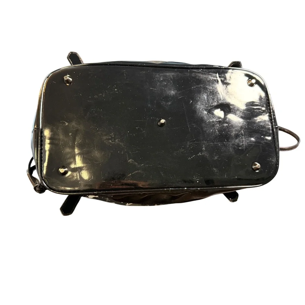The Unbranded Brand this satchel